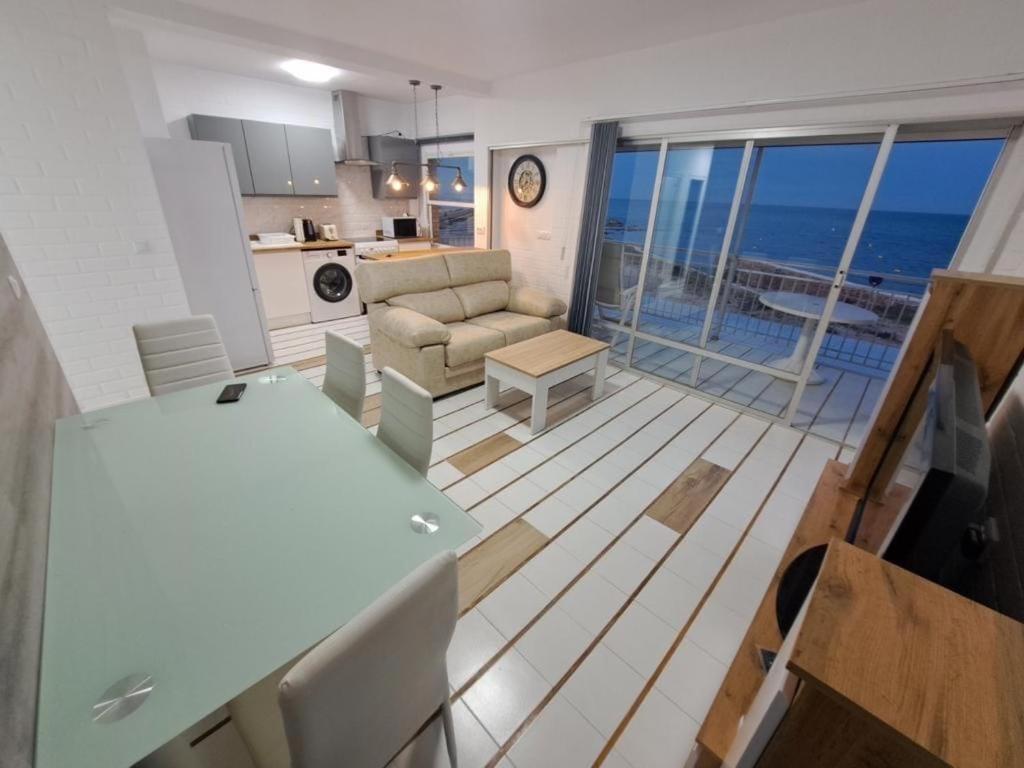 Beachfront Apartment - La Mata Torrevieja Ngoại thất bức ảnh