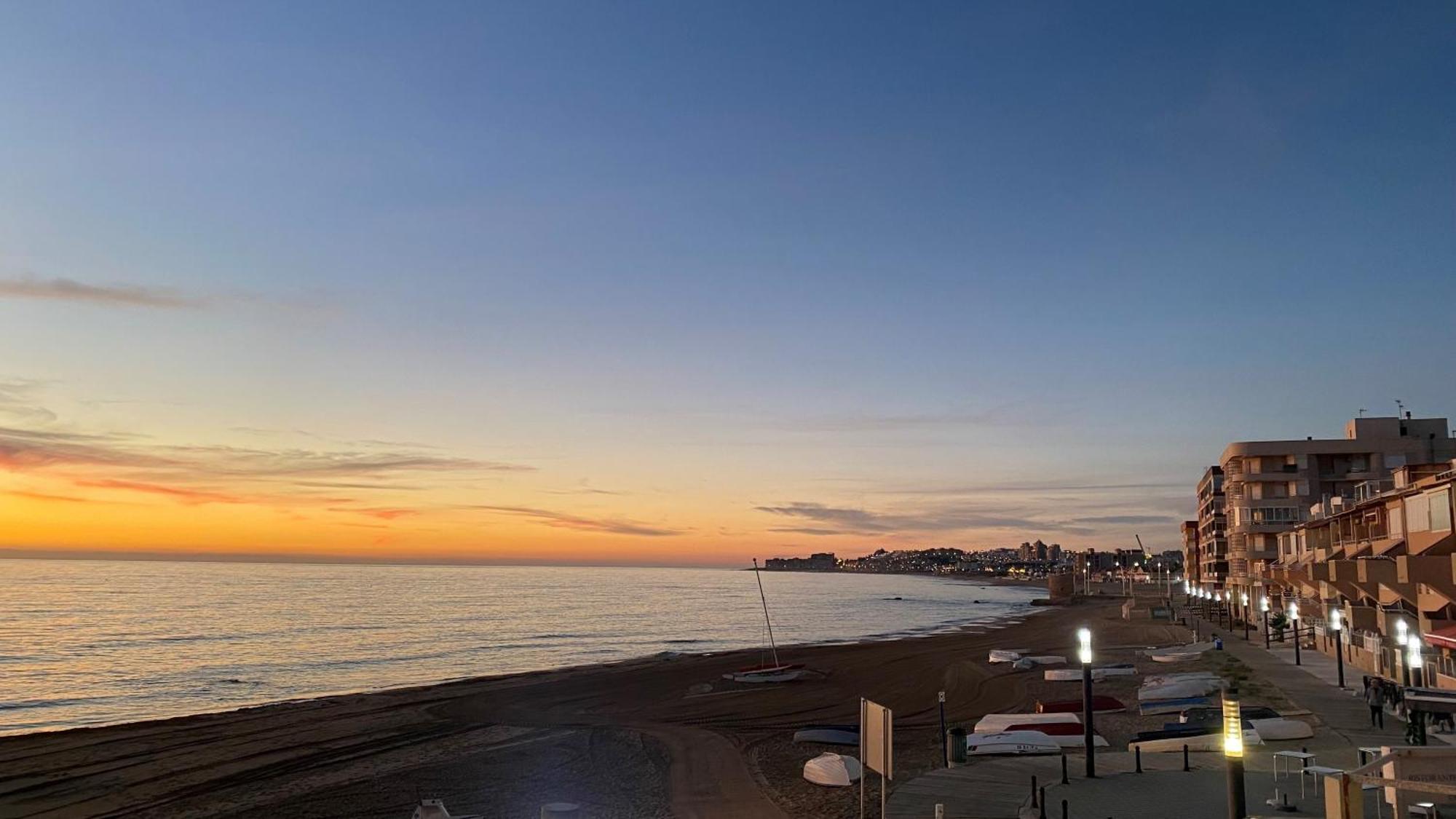 Beachfront Apartment - La Mata Torrevieja Ngoại thất bức ảnh