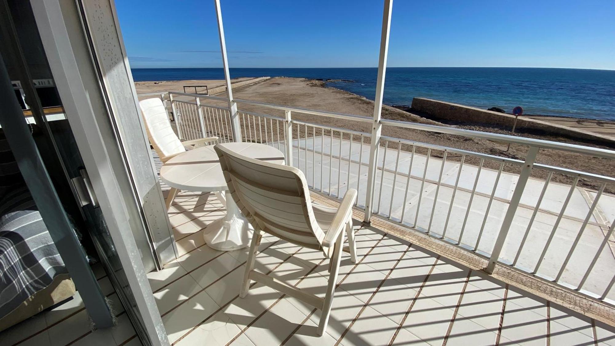 Beachfront Apartment - La Mata Torrevieja Ngoại thất bức ảnh
