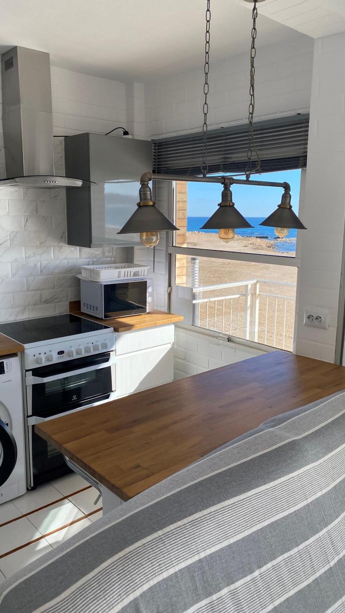 Beachfront Apartment - La Mata Torrevieja Phòng bức ảnh