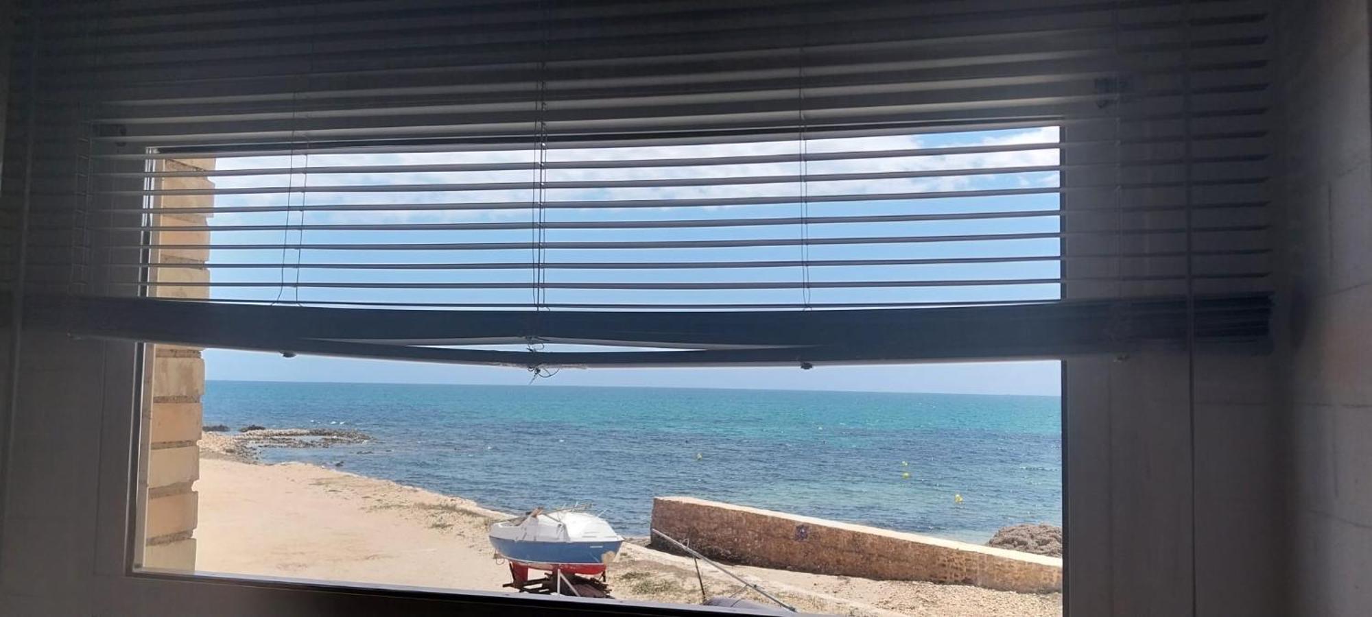 Beachfront Apartment - La Mata Torrevieja Ngoại thất bức ảnh